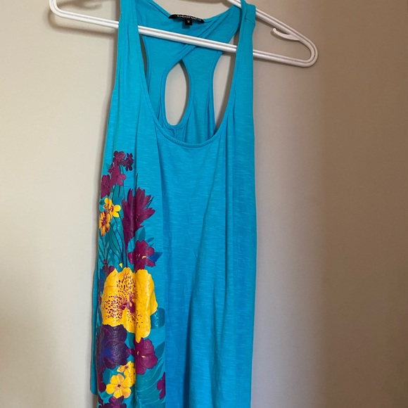 Ladies tank top size medium - Picture 1 of 2